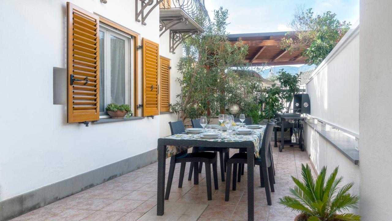 Ferienwohnung Oasi In Centro - Cala Gonone Exterior foto
